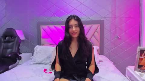 Violet Rousse online show from September 19, 2:18 pm