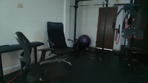 violetroussee online show from October 5, 7:01 pm