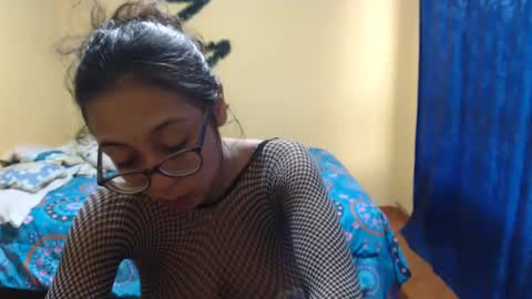 Snapshot of violetsexhot999 chatting on December 9, 9:16 pm Violet777 online show from December 9, 9:16 pm