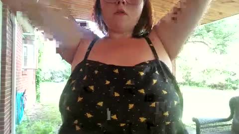 VioletSunflower online show from May 25, 6:58 pm