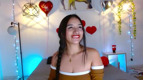 Snapshot of violetsweet_cs chatting on March 5, 4:13 am violetsweet_cs online show from March 5, 4:13 am