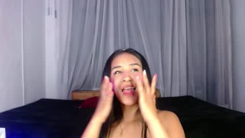 Snapshot of violetsweet_cs chatting on September 17, 11:06 pm violetsweet_cs online show from September 17, 11:06 pm