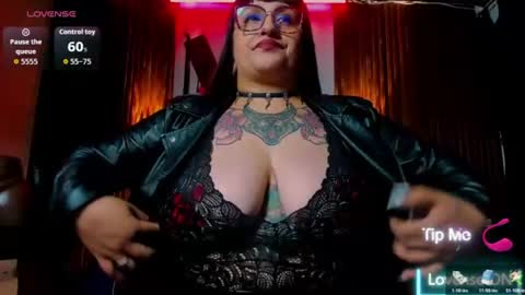 violett_8 online show from July 15, 9:53 pm
