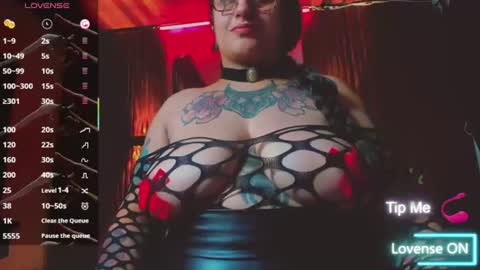 violett_8 online show from July 18, 1:37 pm