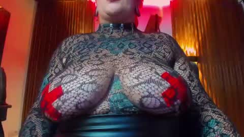 violett_8 online show from July 22, 8:33 pm
