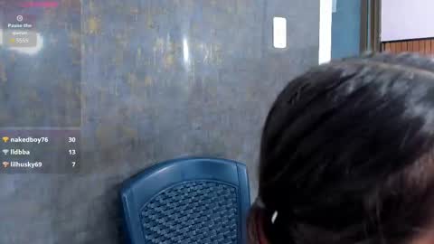 Violett online show from November 17, 2:06 am