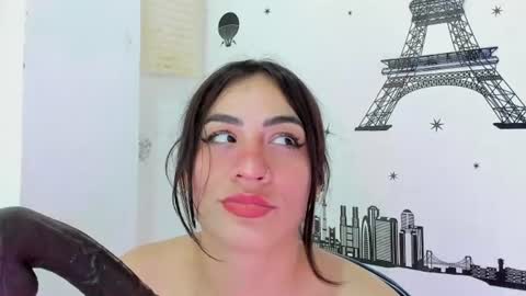 violett_collinss online show from July 6, 2:08 am