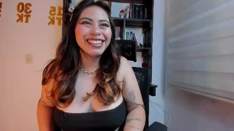 Violeta online show from June 15, 10:56 pm