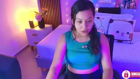Snapshot of violetta_allen chatting on July 24, 8:18 pm VIOLETA online show from July 24, 8:18 pm