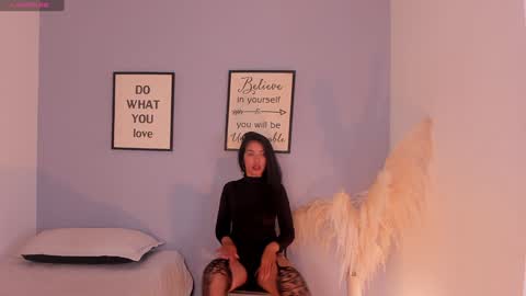 violetta_bold online show from January 22, 2:46 pm