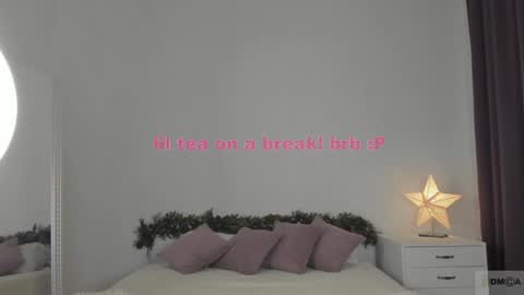 violetta_finch online show from December 7, 2:35 pm