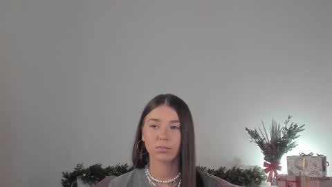 violetta_finch online show from December 24, 8:22 am