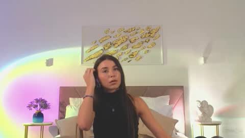 violetta_finch online show from March 27, 11:21 am