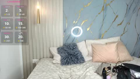 violetta_ross online show from September 19, 11:44 am