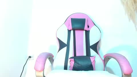 Princess Violet Valerious Follow me IGX violetvalerious online show from February 10, 11:13 pm