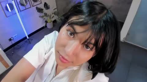 Violettaa online show from July 9, 4:05 am