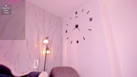 Snapshot of violettaanaughty chatting on July 11, 11:57 am Violet online show from July 11, 11:57 am