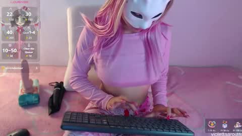 Snapshot of violettaarojass chatting on November 12, 10:37 am violettaarojass online show from November 12, 10:37 am