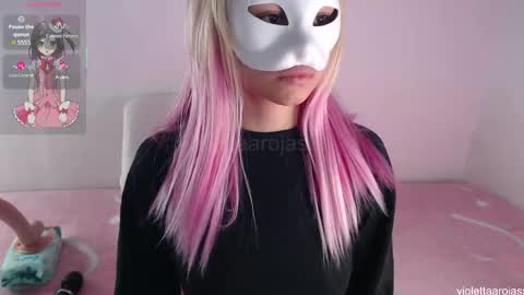 Snapshot of violettaarojass chatting on November 15, 9:50 am violettaarojass online show from November 15, 9:50 am