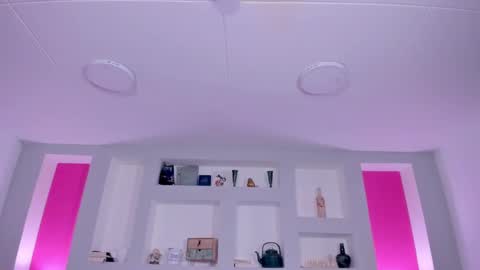 ViolettaBaker online show from January 9, 7:40 pm