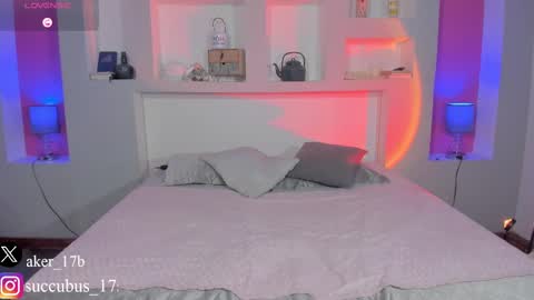 ViolettaBaker online show from October 9, 7:56 pm