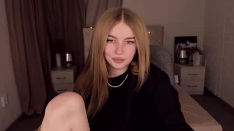 ViolettaOtis online show from January 30, 5:06 pm