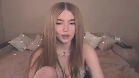 ViolettaOtis online show from February 3, 10:25 am