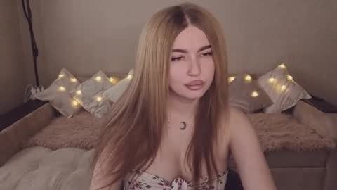 ViolettaOtis online show from October 4, 12:47 pm