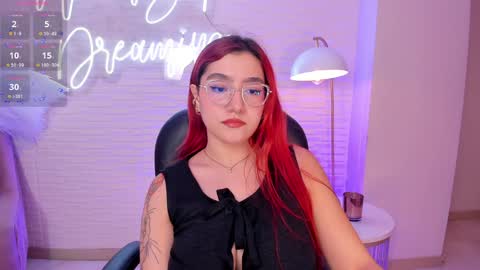 Violett Castel online show from December 23, 8:14 pm