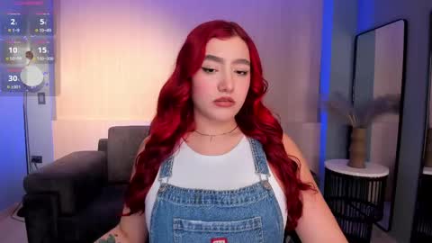 Violett Castel online show from February 18, 7:30 pm