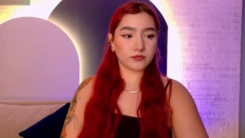 Violett Castel online show from November 9, 11:19 am