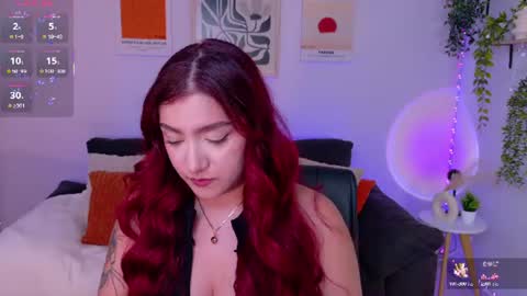 Violett Castel online show from June 15, 8:22 pm