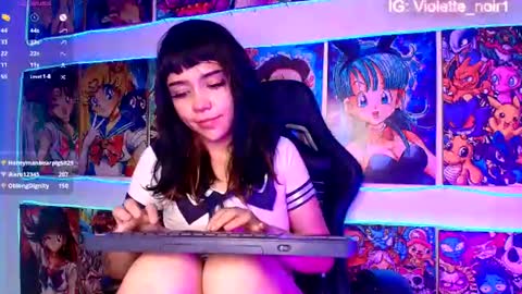 violettenoi online show from June 28, 8:20 am