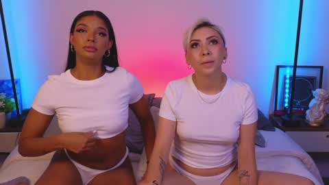 Violet online show from January 17, 11:18 pm