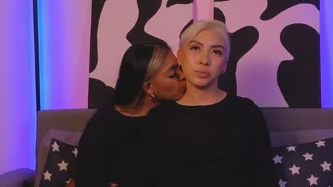 Violet online show from February 1, 3:41 am