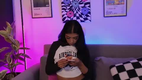 Violet online show from July 28, 1:45 am