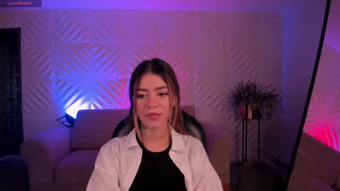 Violett  online show from January 3, 9:36 pm