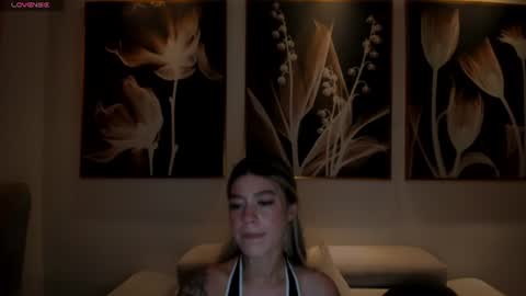 Snapshot of violetthansson chatting on July 8, 10:42 am Violett online show from July 8, 10:42 am