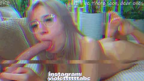 Violetta online show from November 17, 8:25 pm