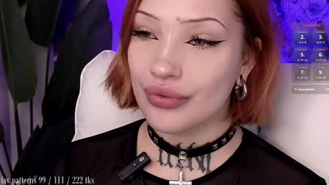 Snapshot of violetvio1ator chatting on April 4, 3:38 am Dommy mommy online show from April 4, 3:38 am