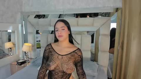 VIOLET online show from March 18, 7:06 pm