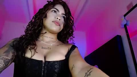  Violet  online show from February 20, 9:09 pm