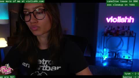 follow me on twitter violishh and ig violishh  online show from March 26, 11:54 pm