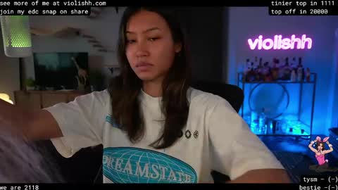 follow me on twitter violishh and ig violishh  online show from May 4, 11:56 pm