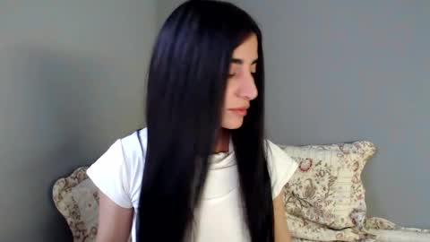 Snapshot of viorett chatting on November 19, 3:17 am viorett online show from November 19, 3:17 am