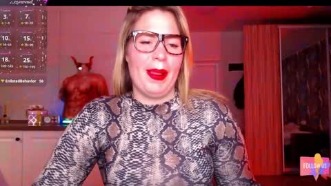 vip sweetness online show from April 23, 1:24 pm