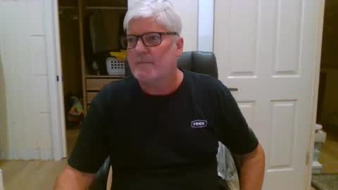 Snapshot of viper654321 chatting on April 11, 7:45 am viper654321 online show from April 11, 7:45 am
