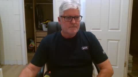 Snapshot of viper654321 chatting on May 13, 8:01 am viper654321 online show from May 13, 8:01 am