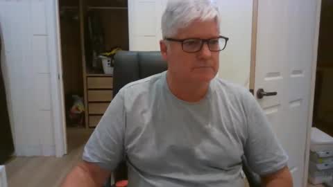 Snapshot of viper654321 chatting on May 18, 7:47 am viper654321 online show from May 18, 7:47 am