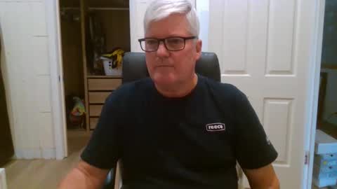 Snapshot of viper654321 chatting on May 19, 1:56 am viper654321 online show from May 19, 1:56 am